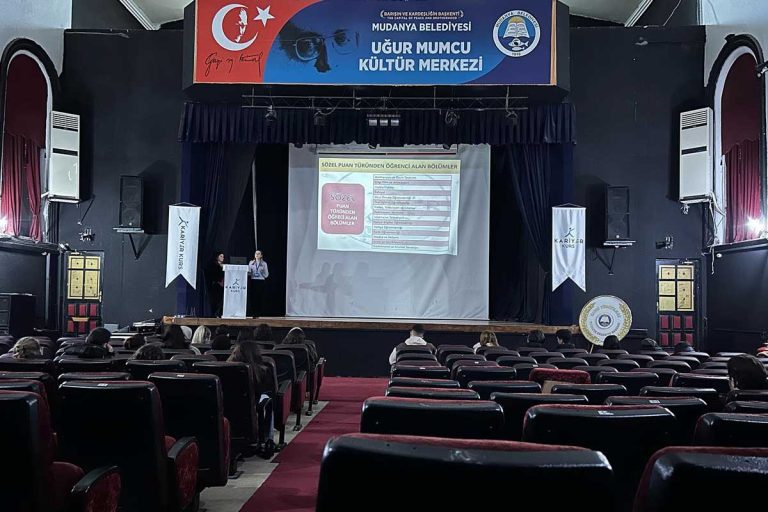 YKS öğrencilerimize bilgilendirme ve motivasyon seminerimiz